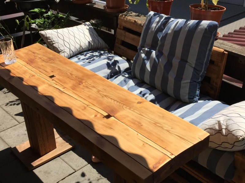 Sitzecke draußen I 500€ I 2 Wochen&nbsp;Arbeit